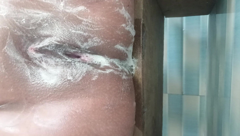 XXX Nepal: Як мініатюрна вагіна отримує самозадоволення.