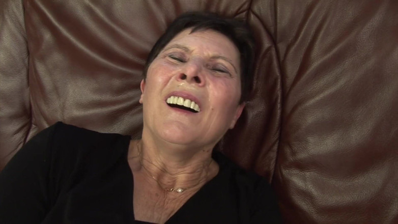 Solo Sex: 65 years old granny loves her dildo!