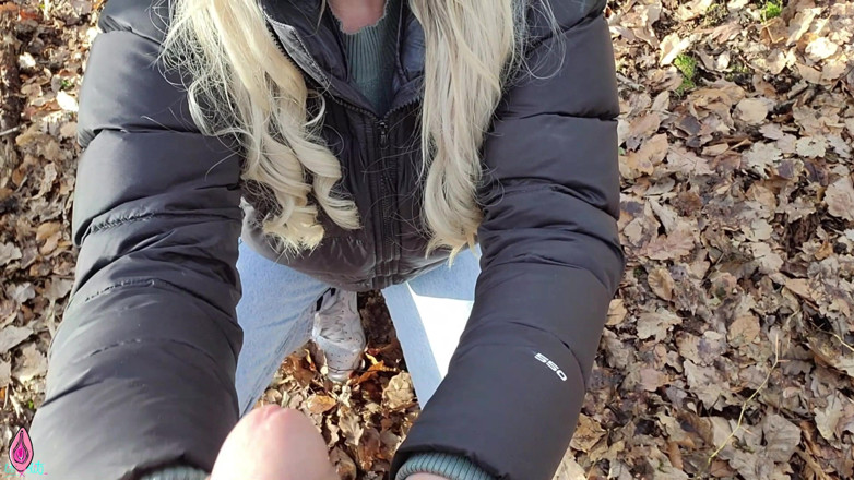 Litclit69: Having Fun Outdoor with Stranger Girl I Only Know From...