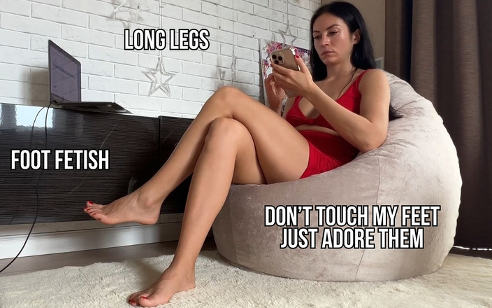 Princess Monica: Adore mes pieds, mais ne les touche pas