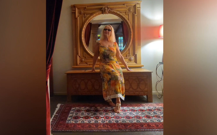 Selena701: Seks Spontan Selena selepas penjagaan muka