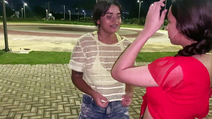 DAYANNA: Я трахаюсь с моим лесбийским партнером, пока не достигу оргазма.