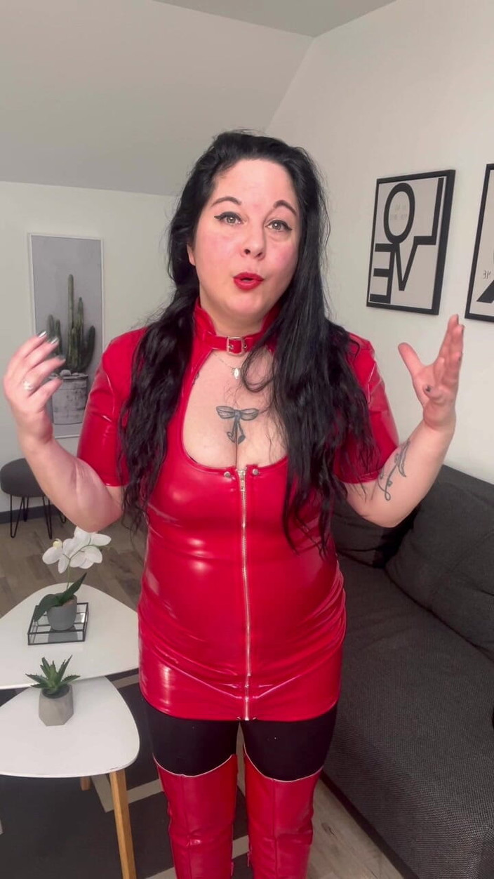 Maitresse Clara: Rogacz, wyjaśnię ci, jak przelecieć swoją żonę...