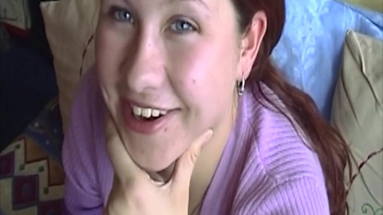 ORGASMX: 18 Yaşındaki Esmerin Ilk Oral Seksi