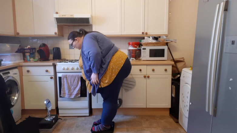 SSBBWLadyBrads: SSBBW waży w kwietniu 2021 r.