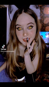 A petite slut dancing