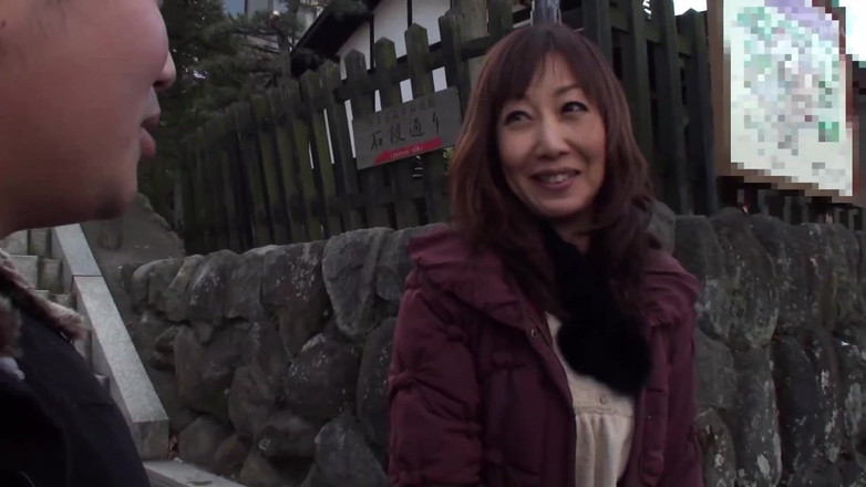 Raptor Inc: Om du vill ha sex, definitivt en lokal MILF! -2