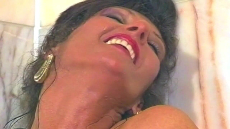 German bitch hunter: Wet Lesbians Fingering Each Other in Steamy Bathtub