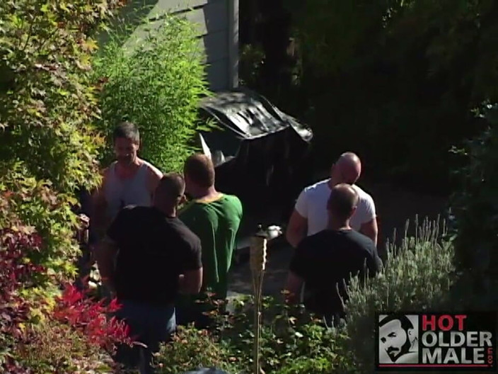 Pantheon men: B.y.o.b. : 다른 사람의 침실