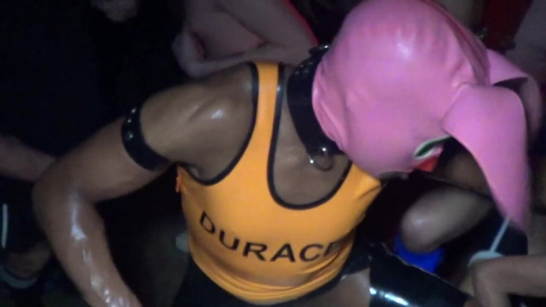 Gaybareback: Amazing gang bang orgy in Paris / 1