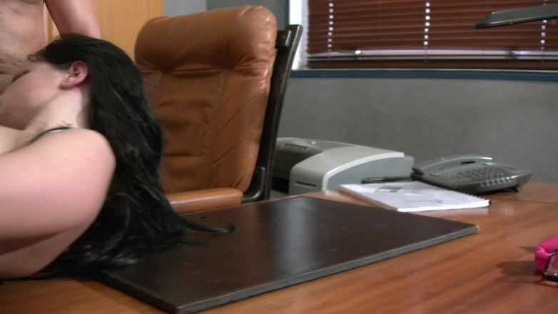 HPG Production: Brinette met doorboorde tepels hard geneukt 5200