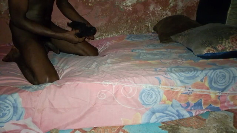 Masturbator emmy: Ascertainment of Orgasm via Bed Work