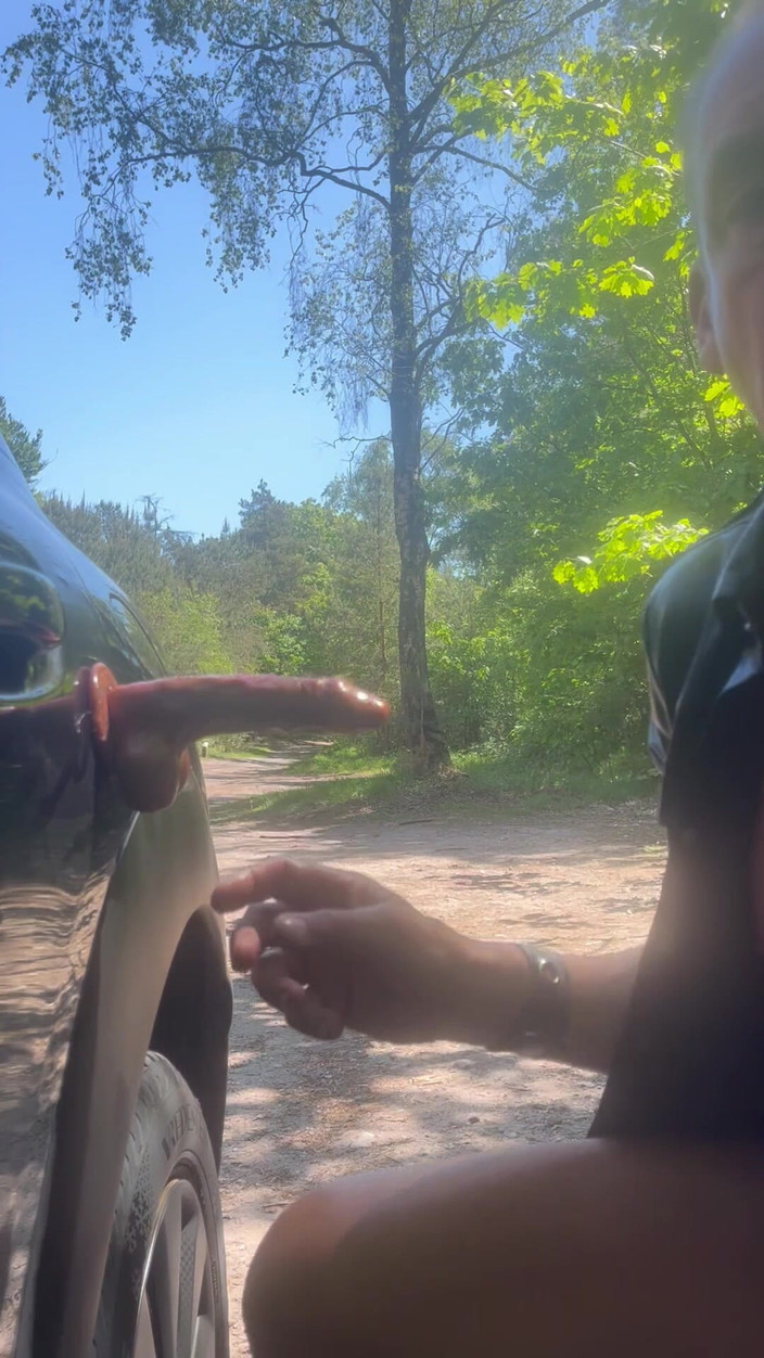 Benb Studio: на парковке