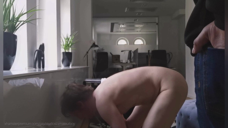 Oznob Oznofla: 非常严厉的鞭刑