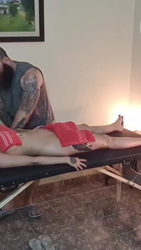 Ich wurde bei meiner ersten massage verführt