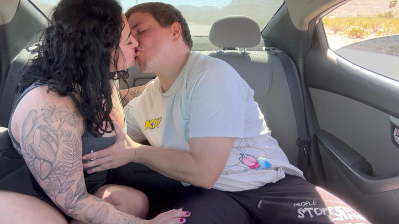 Josie Jaxxon: BBW Hotwife Josie Jaxxon Fucks a Stranger in His Car