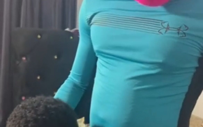 Sassypussyy: Fuck My Pussy Brutha... Bish Me Out Before My Wife...