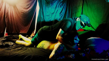 Homegrown Video: Đụ hoang dã cho Tenshii