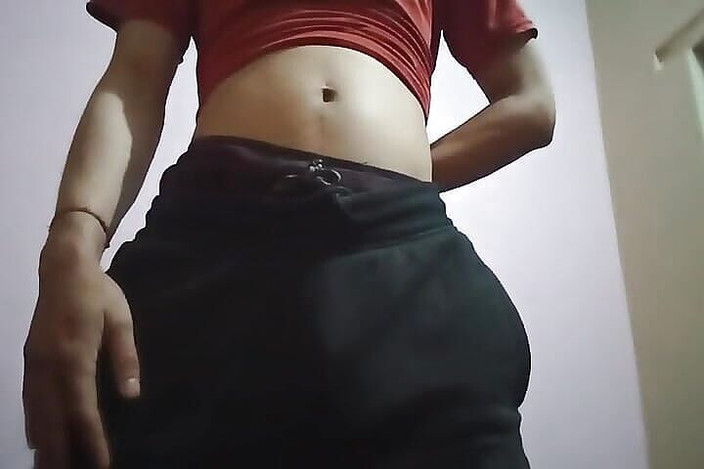 Gangbang straight: Indický chlapec sólo tělová show 2