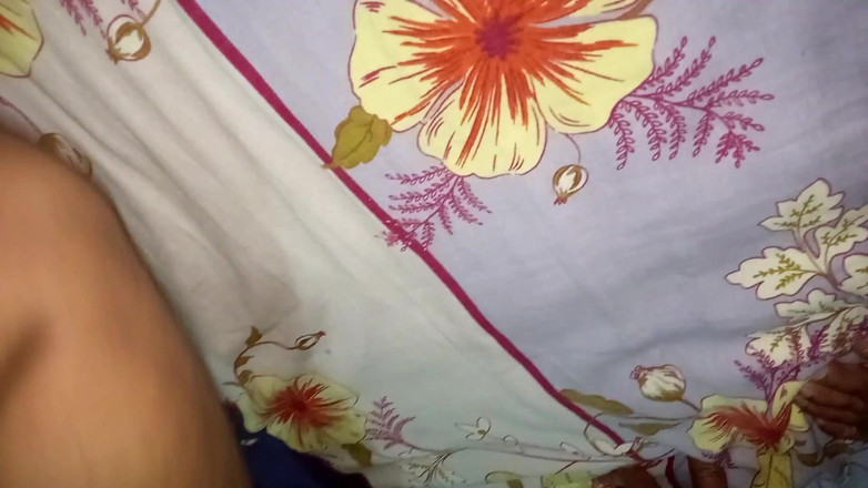 Your-Eshita: Vecchio è oro. Xgirlfriend appena scopa guarda desi bhabhi viene scopata...