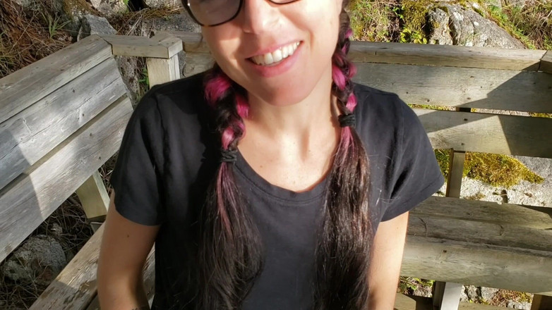 Nerdy_faery: 쓰레기 통, 부두 및 공중 화장실에서 오줌 모험