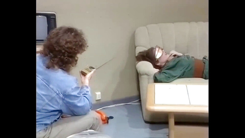 Vintage Climax: Bela puta milf faz bom sexo na cama