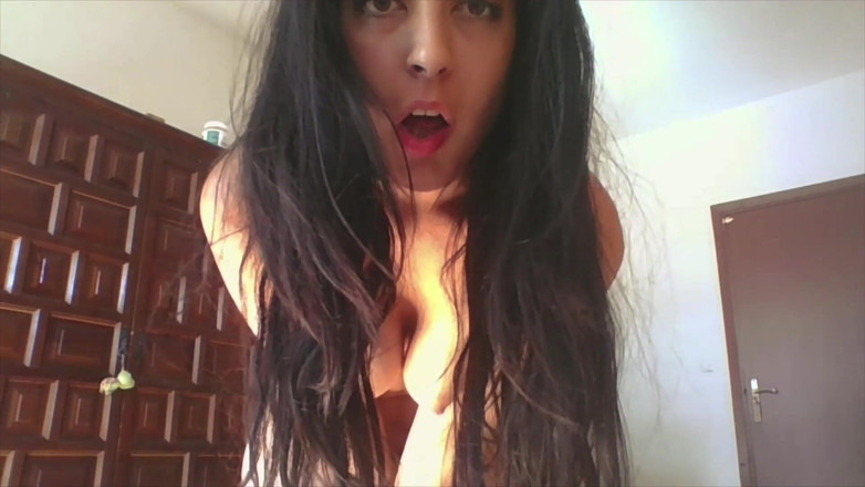 Luzyann: Sexy taneční křivky dívky