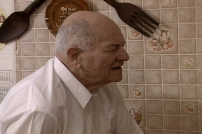 Filles Francaises: Stary skurwiel walenie oszałamiającej francuskiej dziwki przed roganą żoną