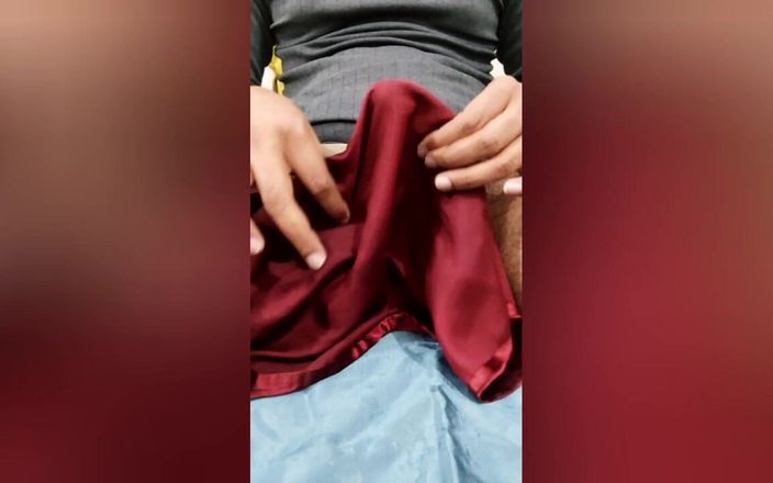 Satin And Silky: Sega di seta di raso porno - struscia la testa del...