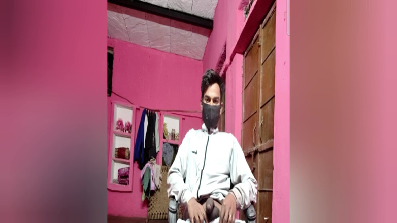 Xmama963: Masturbare virală în Dubai cu jocuri payal