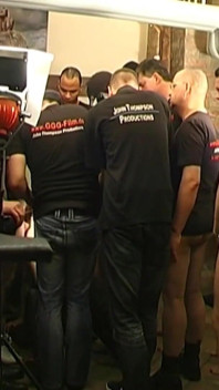 Ggg John Thompson - Interracial Gangbang Von Heißem Schätzchen Genossen, Schreit Nach Mehr Cumshot