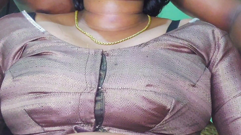 Desi Mohini: Horny Indian Bhabhi Meets the New Neighbor