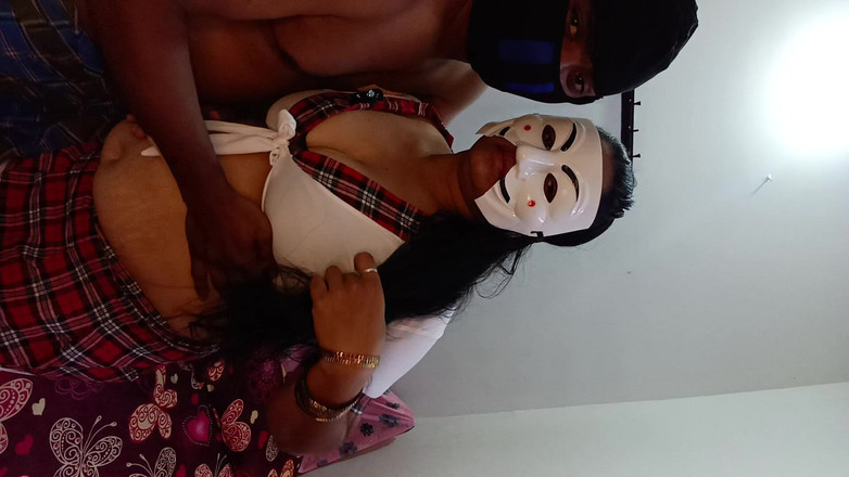 Muruga: 내 마누라의 새 드레스와 슈퍼 젖탱이를 따먹는 긴 하루