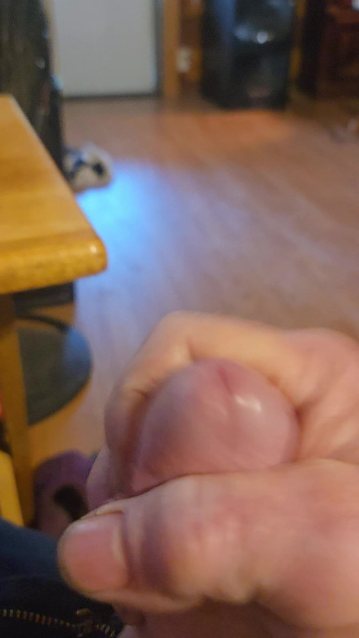 Ronsirish: Solo Play Jerking and Cum
