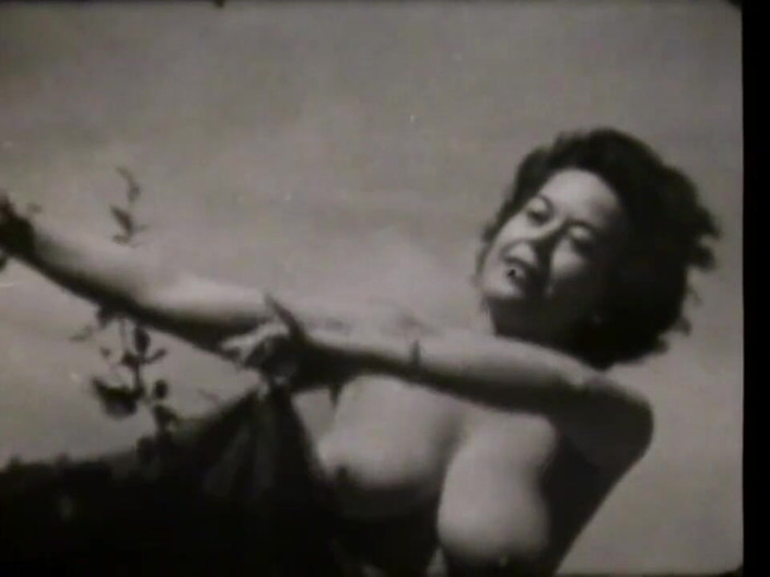Vintage Usa: Sexy sluts with epic boobs striptease