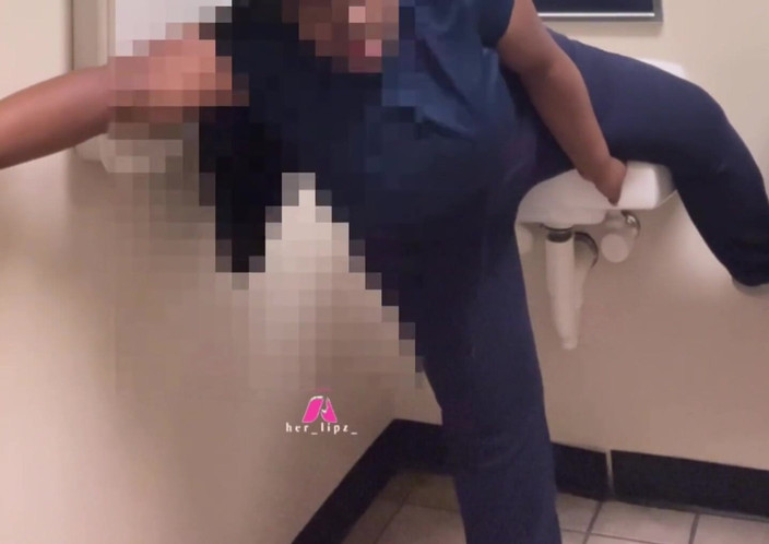 Anye Meshell: Ach... duchová tvář Je u dveří!