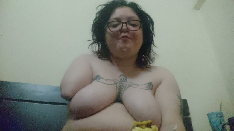 Anerisamp: Cabaran Feedee 100 Burgers Hari 5