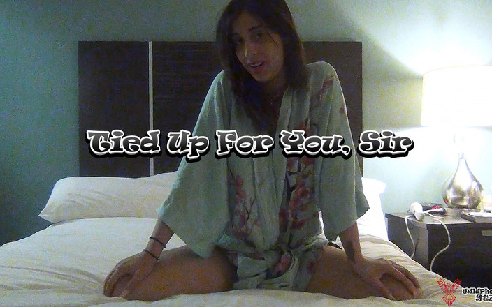 Wild Phoenixxx Studios: Diikat untuk anda, pak