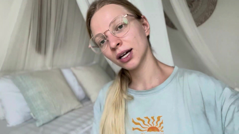 Goddess_Bella_Rae: Stepmommy Calls You a Good Boy - Asmr