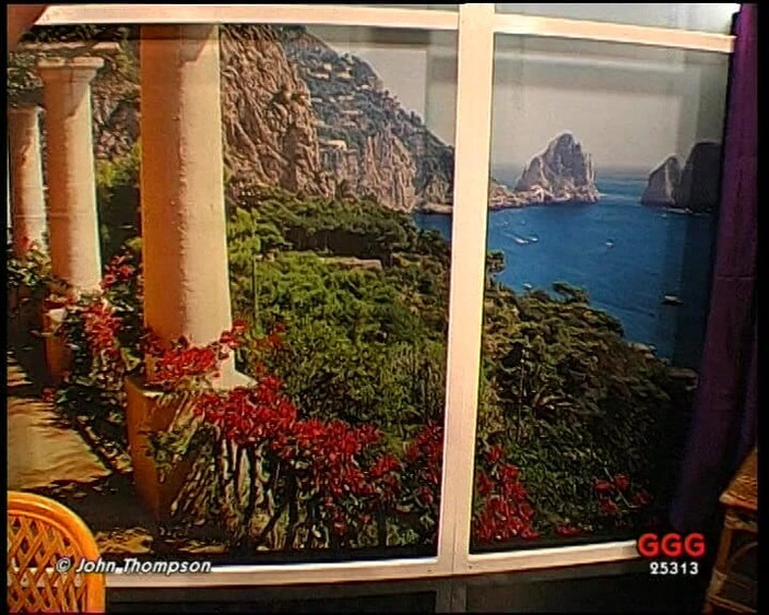 GGG John Thompson OLD STYLE: ブロンドの爆弾美女がワイルドなスリーサムで巨大なチンポをしゃぶる