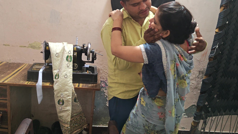 Xyzmastilcing: Ledy Taller Ne Bhabhi ka nap leya 或 chod deya