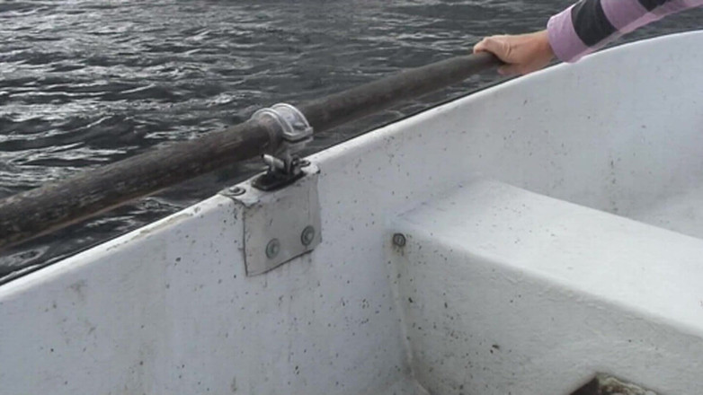 Looners Passion: Foukni Poppovi uprostřed jezera