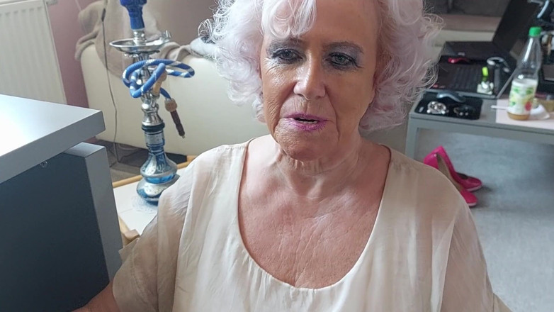PureVicky66: Hot Granny Blowjob Ends in Horny Cumshot on Her Huge...