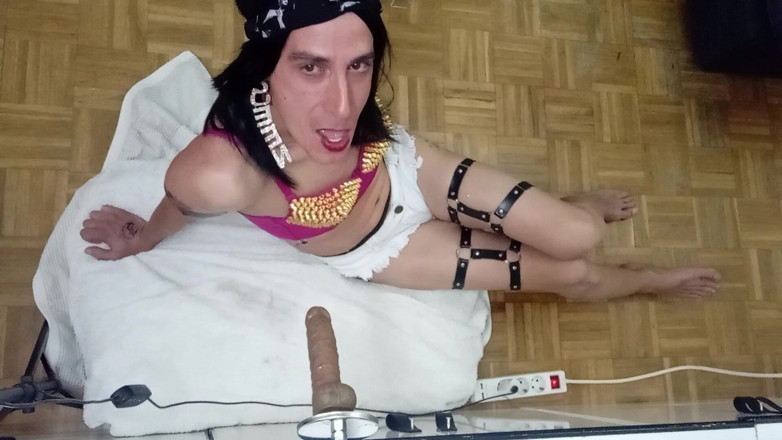 Penelopene27: Crossdresser Penelopee