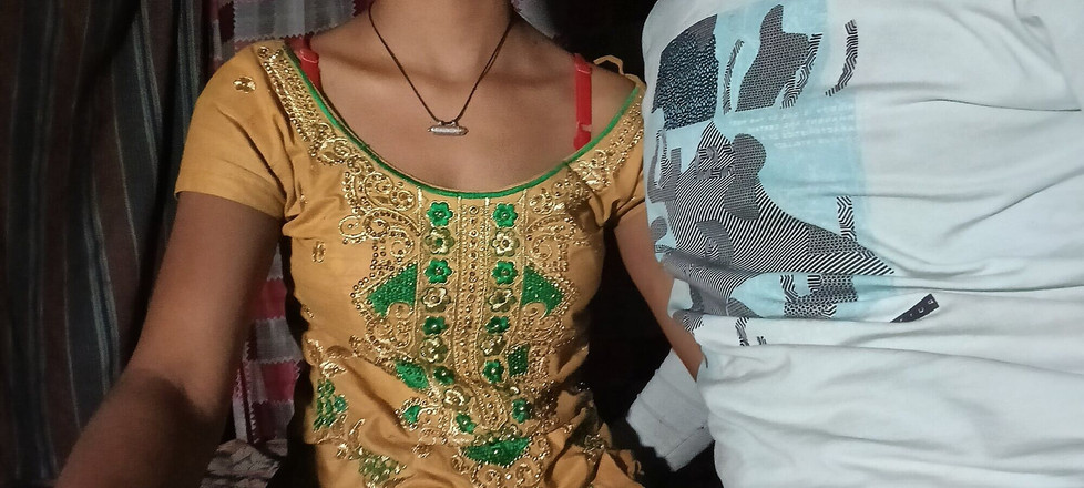 Laxmi deshi: 18 साल की भारतीय देसी जीजा साली जोरदार सेक्स