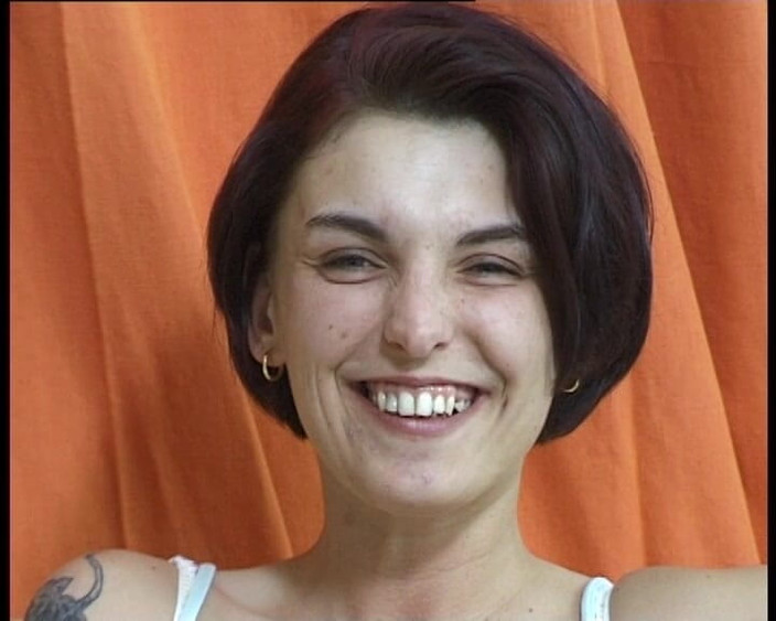 YOUR FIRST PORN: Nicky - Je ne suis (pas) une bonne fille.