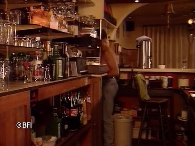 Naughty by nature in Holland: Xkiss - kafe lambada bagian 4