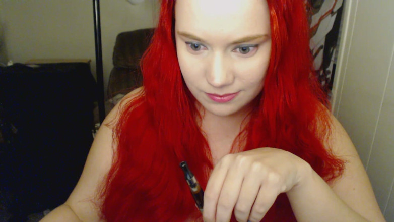 Scarlet Vixen: Vape hoestende fetisj