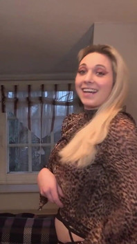 Vara Laval Private Home Gangbang