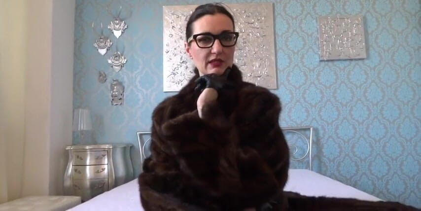 Lady Victoria Valente: Mini cock humiliation